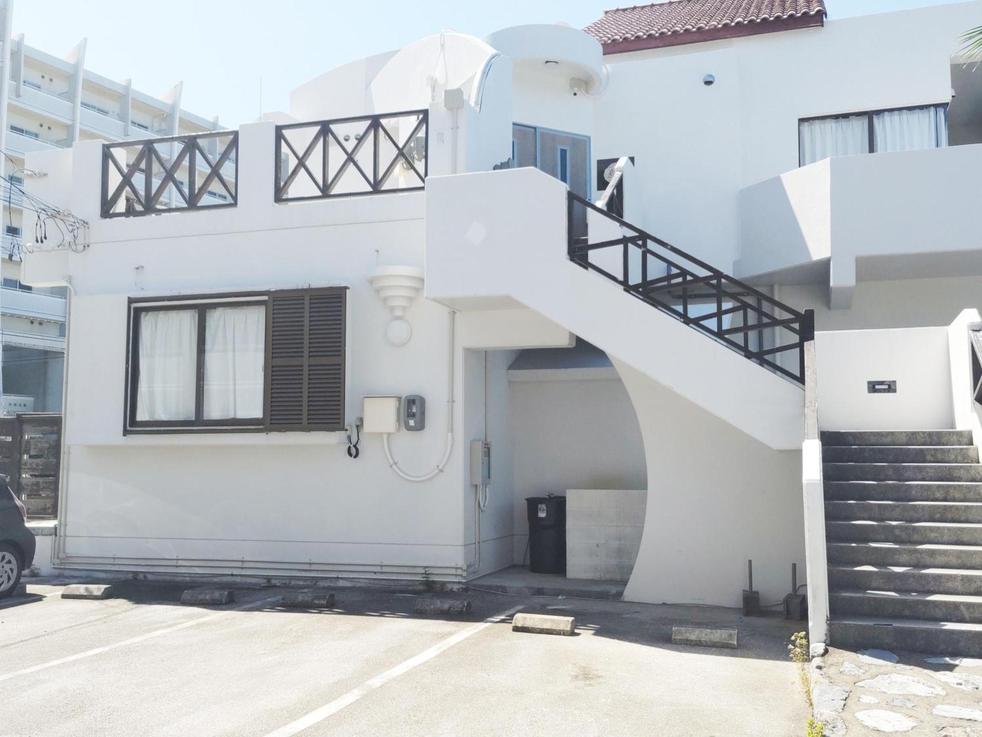 Kariyushi Condominium Resort Sea Side House Наго Экстерьер фото